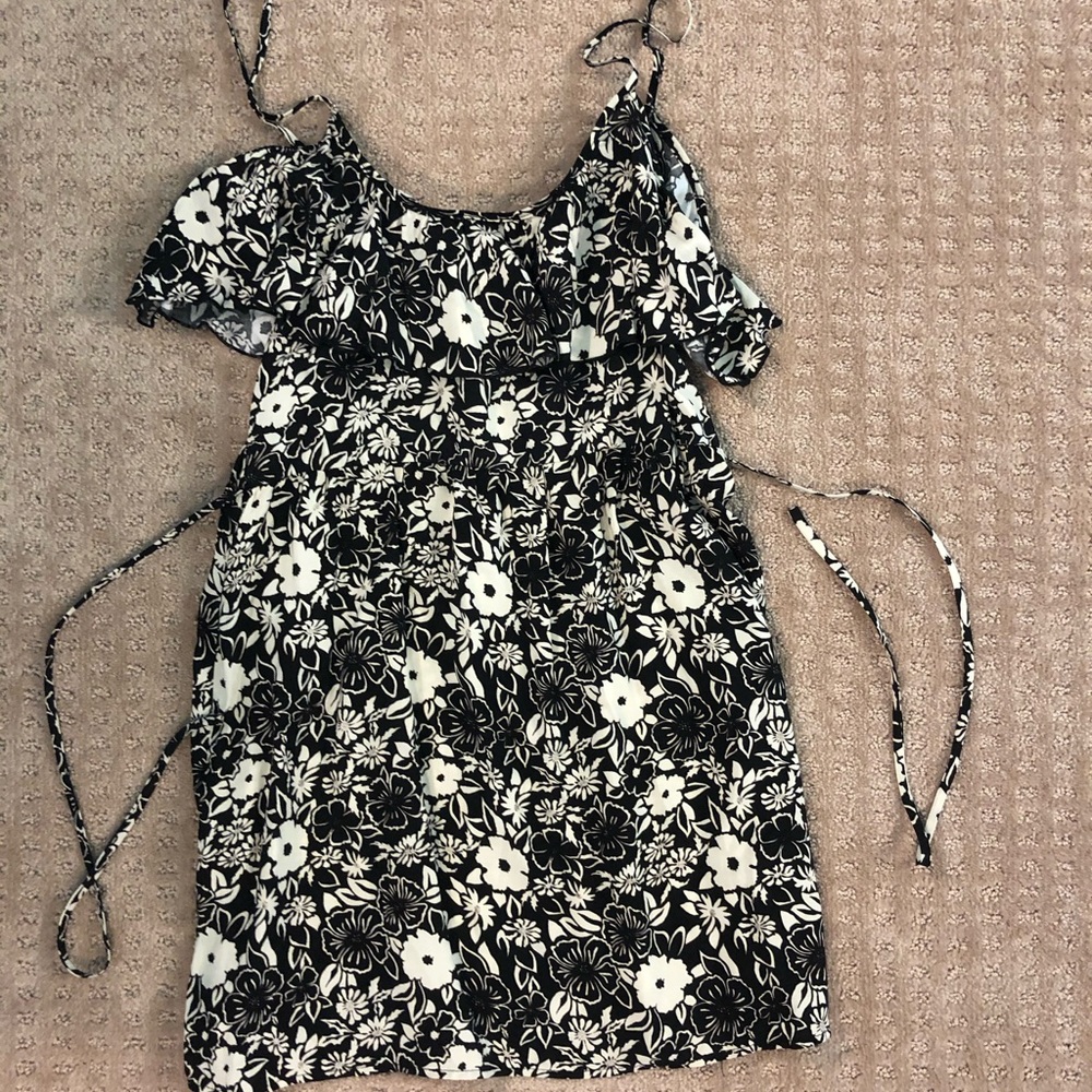 Hollister floral sundress NWOT
